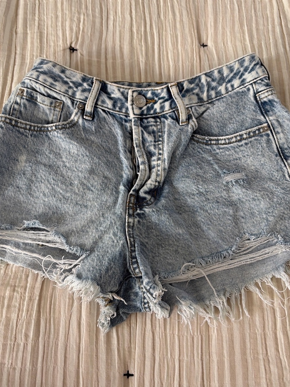 PacSun Womens High Rise Festival Denim Shorts Medium Wash Button Fly Size 26